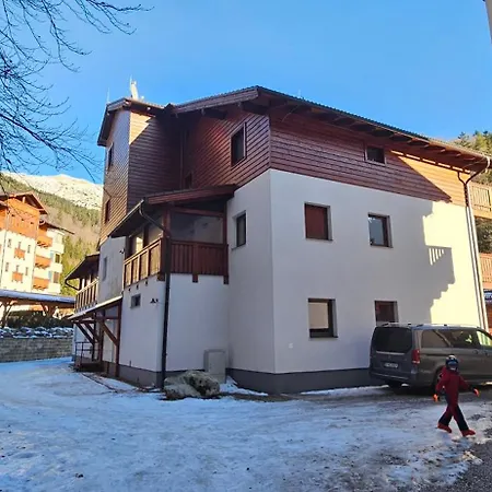 Chopok Juh Yeti Apartment Horna Lehota